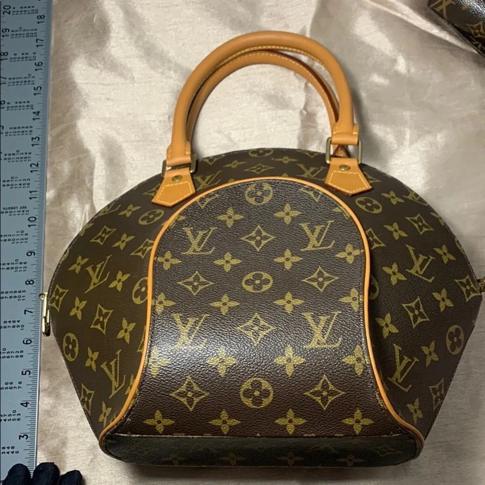 Louis Vuitton Brown Monogram ELLIPSE PM Handbag